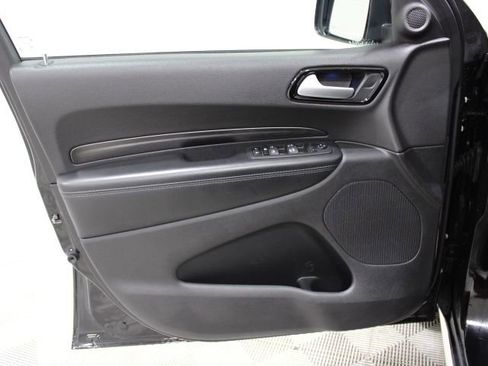 Used 2024 Dodge Durango SXT image 17