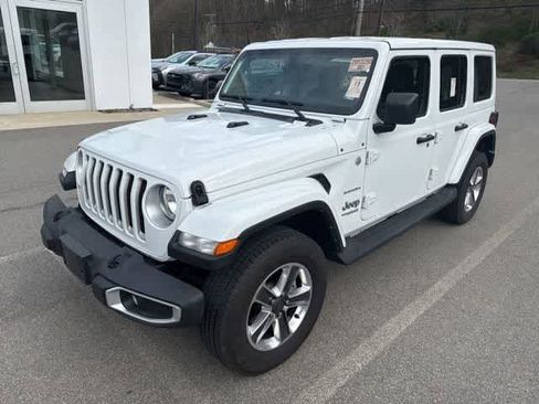 Used 2022 Jeep Wrangler Unlimited Sahara image 1