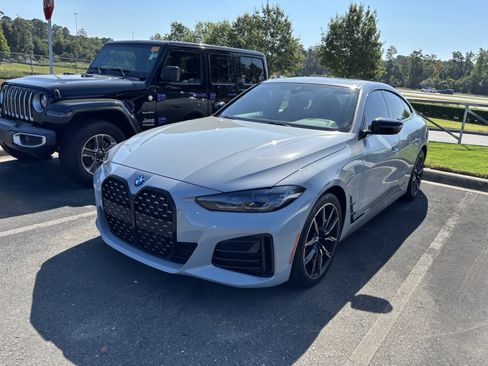 Used 2023 BMW 430i w/ M Sport Package RWD image 6