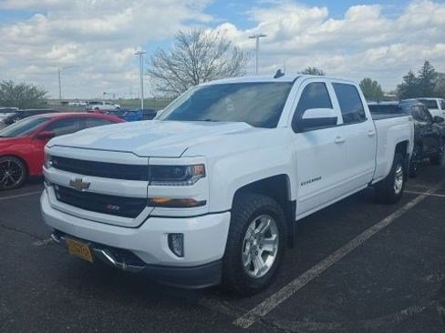 Used 2018 Chevrolet Silverado 1500 LT w/ All Star Edition image 6