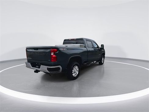 Used 2025 Chevrolet Silverado 2500 LT w/ Convenience Package image 11
