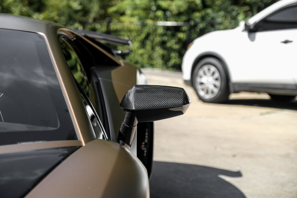 Used 2020 Lamborghini Aventador SVJ AWD/4WD image 43