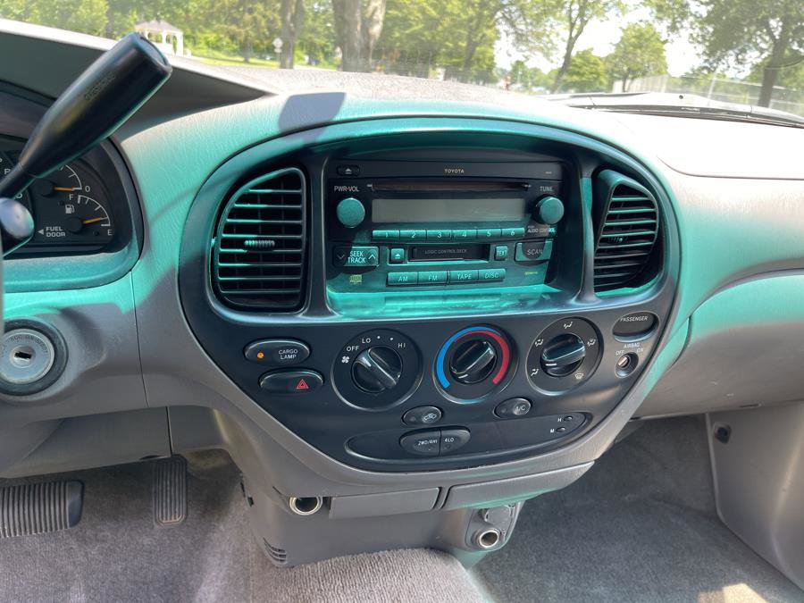 Used 2003 Toyota Tundra SR5 w/ SR5 Extra Value Pkg AWD/4WD image 32