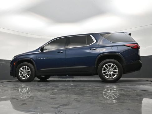 Used 2022 Chevrolet Traverse LS FWD image 21