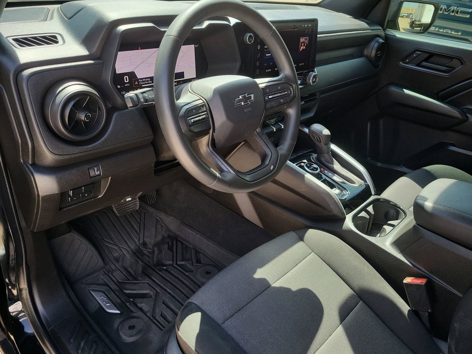 Used 2025 Chevrolet Colorado Trail Boss AWD/4WD image 10