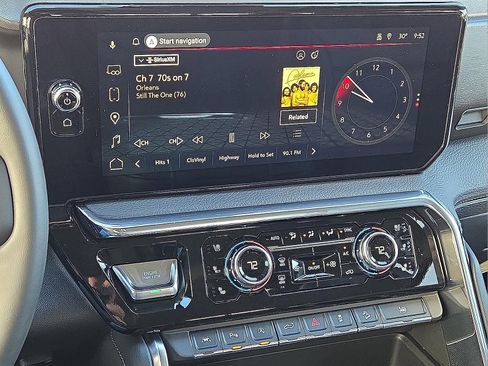 Used 2024 GMC Sierra 1500 Denali image 13