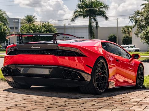 Used 2016 Lamborghini Huracan LP 610-4 AWD/4WD image 5