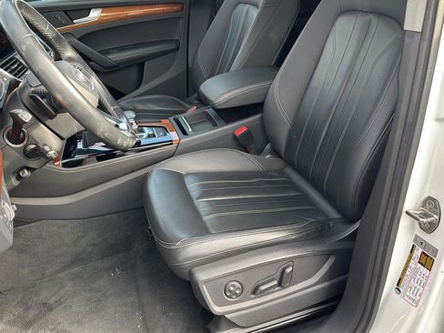 Used 2022 Audi Q5 2.0T Premium Plus image 14