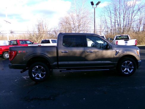 Used 2021 Ford F150 XLT w/ Equipment Group 302A High image 11