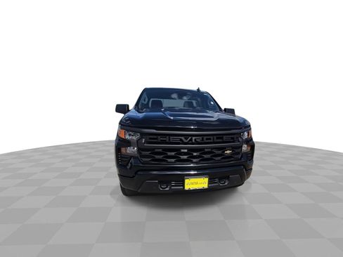 Used 2024 Chevrolet Silverado 1500 Custom RWD image 3