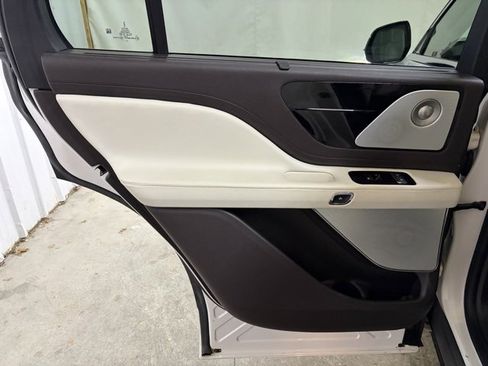 Used 2020 Lincoln Aviator Black Label w/ Dynamic Handling Package image 36