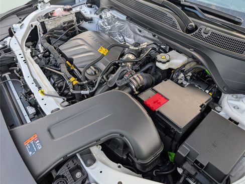 New 2026 Chevrolet Trax LT w/ Driver Confidence Package image 9