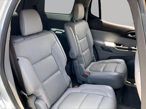 Used 2018 GMC Acadia SLT FWD image 20