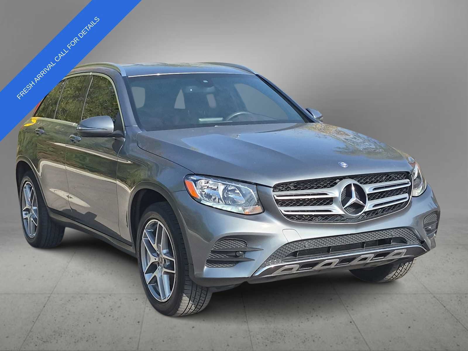Used 2017 Mercedes-Benz GLC 300 4MATIC image 2