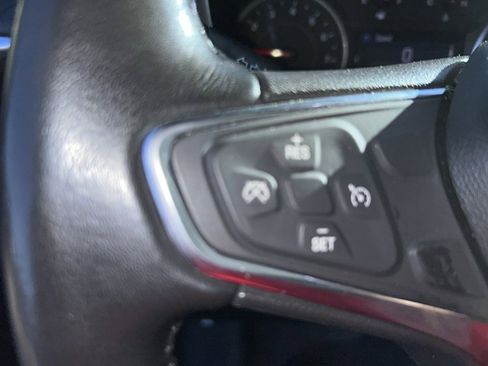 Used 2019 Chevrolet Equinox LT image 11