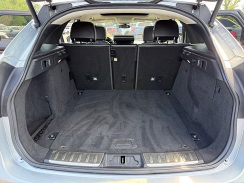 Used 2020 Jaguar F-PACE Prestige image 19