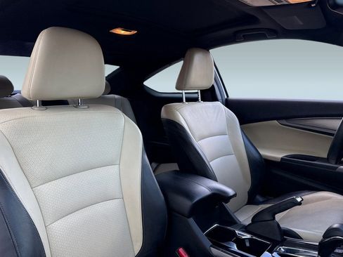 Used 2017 Honda Accord EX-L image 30