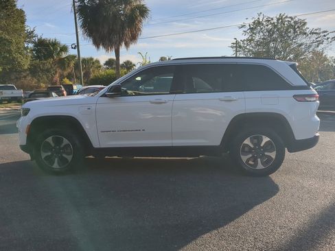 Used 2024 Jeep Grand Cherokee Limited 4xe image 6