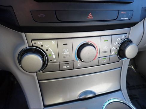 Used 2009 Toyota Highlander 4WD image 20