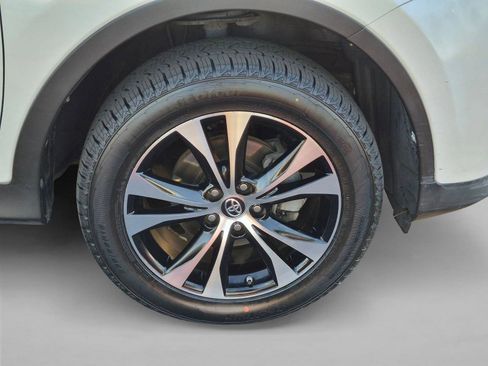 Used 2015 Toyota RAV4 Limited w/ Technology Package FWD image 23