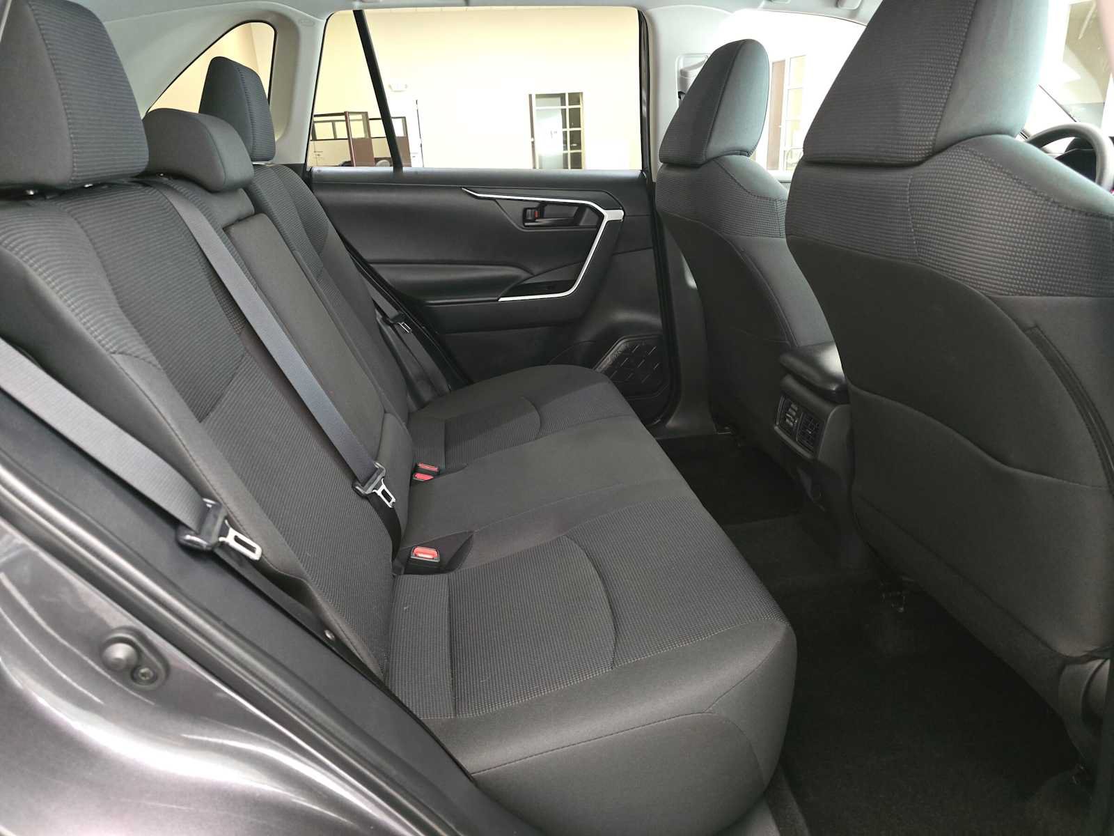Certified 2025 Toyota RAV4 LE AWD/4WD image 26