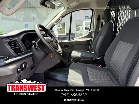 Used 2025 Ford Transit 250 Low Roof w/ Exterior Upgrade Package RWD image 5