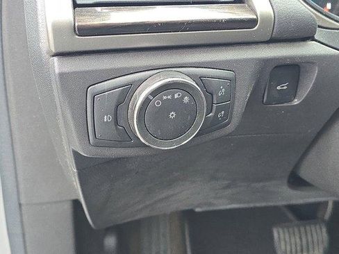 Used 2014 Ford Fusion SE w/ Equipment Group 202A image 22