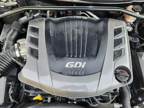Used 2014 Hyundai Genesis 3.8 image 21