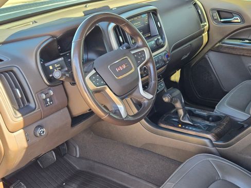 Certified 2021 GMC Canyon Denali image 10