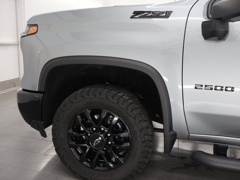 Used 2025 Chevrolet Silverado 2500 LTZ w/ Trail Boss Package AWD/4WD image 43