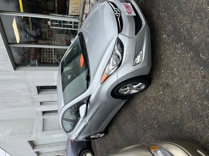 Used 2013 Hyundai Elantra GLS w/ Preferred Pkg