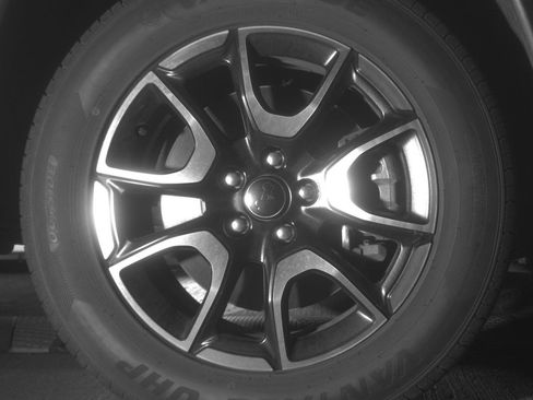 Used 2025 Jeep Compass Trailhawk image 13