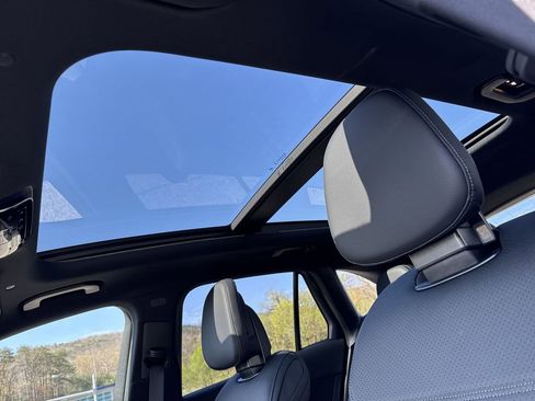 New 2025 Mercedes-Benz GLC 300 4MATIC image 10