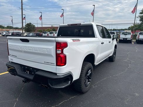 Used 2020 Chevrolet Silverado 1500 Custom Trail Boss w/ Custom Convenience Package AWD/4WD image 5