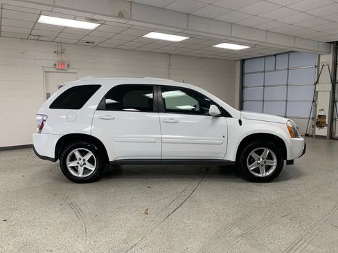 Used 2006 Chevrolet Equinox LT w/ LT Preferred Equipment Group FWD image 8