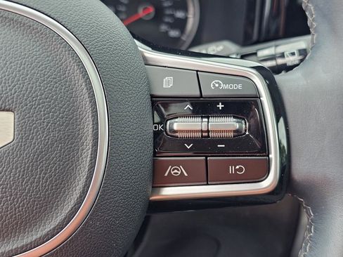 Certified 2023 Kia Sorento S w/ Panoramic Sunroof Package image 58