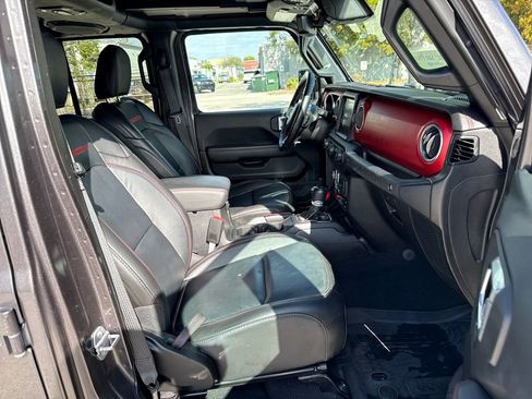 Used 2021 Jeep Wrangler Unlimited Rubicon image 24
