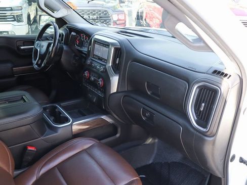 Used 2022 Chevrolet Silverado 1500 RST AWD/4WD image 46