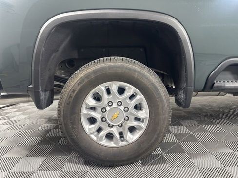 Used 2026 Chevrolet Silverado 2500 LTZ w/ LTZ Convenience Package image 9