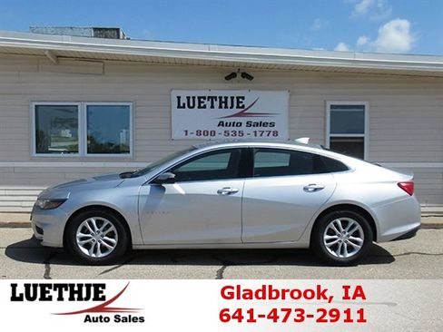 Used 2018 Chevrolet Malibu LT image 1