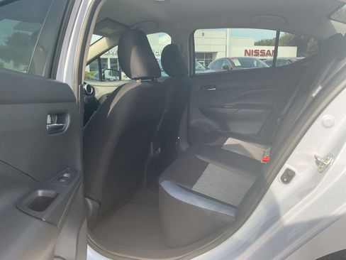 Used 2025 Nissan Versa SV w/ Trunk Package FWD image 10