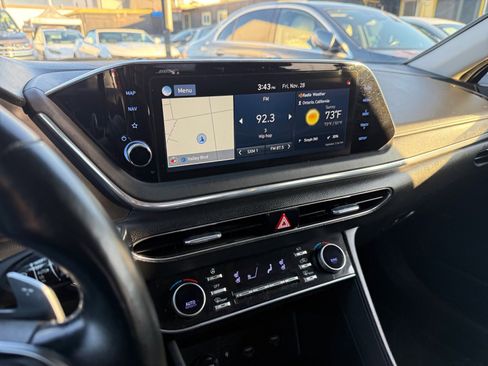 Used 2021 Hyundai Sonata Limited image 16