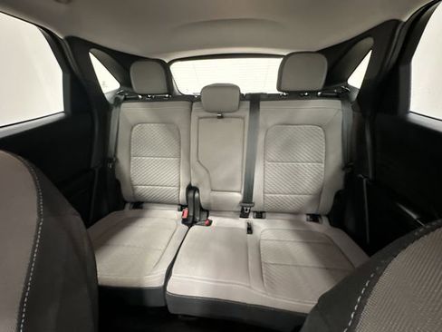 Used 2022 Ford Escape SE w/ SE Sport Appearance Package image 24