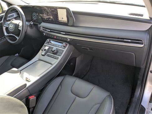 Certified 2025 Hyundai Palisade SEL image 21