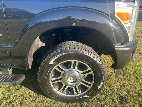 Used 2014 Ford F350 Platinum image 25