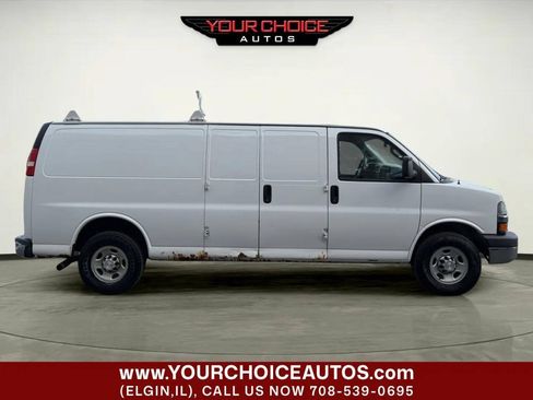 Used 2016 Chevrolet Express 3500 Extended RWD image 6