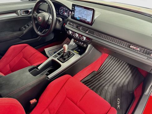 Used 2023 Honda Civic Type R image 36