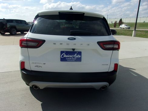 Used 2024 Ford Escape Active AWD/4WD image 4
