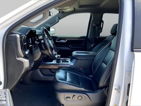 Used 2022 Chevrolet Silverado 1500 RST w/ Texas Edition Plus RWD image 8