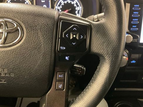 Used 2024 Toyota 4Runner TRD Off-Road image 19